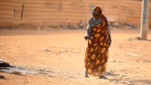 "بائعات الشاي" بالسودان.. مشاعل كفاح تضررت من كورونا