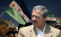 انشقاق السفير السوري في بغداد وانضمامه للثورة