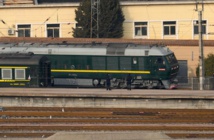 رصد قطار يرجح أنه خاص بكيم جونج أون عند منتجع بكوريا الشمالية