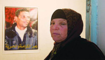 السجن مع وقف التنفيذ لوالدة محمد البوعزيزي مفجر الثورة التونسية السجن مع وقف التنفيذ لوالدة محمد البوعزيزي مفجر الثورة التونسية