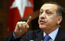 اردوغان يتهم النظام السوري بتسليم مناطق لحزب العمال الكردستاني 