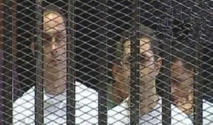 حبس علاء وجمال مبارك على ذمة التحقيقات في اتهامات موجهة الى احمد شفيق حبس علاء وجمال مبارك على ذمة التحقيقات في اتهامات موجهة الى احمد شفيق