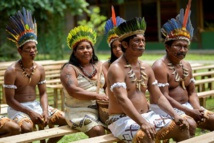 الكولومبيون الأصليون ينقذون"الكوكب"ويأخذون حقوقهم بأيديهم الكولومبيون الأصليون ينقذون"الكوكب"ويأخذون حقوقهم بأيديهم