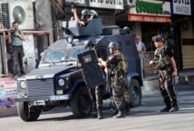 اشتباكات بين المتمردين الاكراد والجيش التركي توقع 22 قتيلا قرب الحدود العراقية