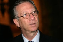 "فيروس كورونا" يغتال في أمريكا وزير الثقافة الأسبق لنظام الأسد "فيروس كورونا" يغتال في أمريكا وزير الثقافة الأسبق لنظام الأسد