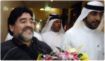 مارادونا يعين سفيرا شرفيا للرياضة في دبي ويؤكد انه لن يسقط او يعتزل مارادونا يعين سفيرا شرفيا للرياضة في دبي ويؤكد انه لن يسقط او يعتزل