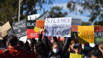 الاستراليون يتظاهرون:"حياة السكان الأصليين مهمة"