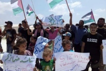 مهجرون فلسطينيون شمال سوريا يناشدون لتأمين سبل العيش الكريم  