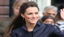 صور كيت ميدلتون عارية الصدر قد تؤثر سلباً على هالي بيري صور كيت ميدلتون عارية الصدر قد تؤثر سلباً على هالي بيري