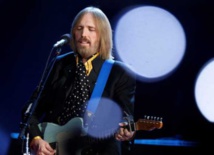 عائلة مغنى الروك توم بيتي تنتقد ترامب لتأدية أغانيه بتجمع انتخابي عائلة مغنى الروك توم بيتي تنتقد ترامب لتأدية أغانيه بتجمع انتخابي