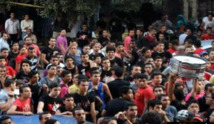 محتجون يحاصرون قناة رياضية مصرية ويمنعون إعلاميين اثنين من الظهور محتجون يحاصرون قناة رياضية مصرية ويمنعون إعلاميين اثنين من الظهور