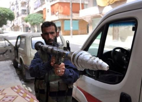 اسواق حلب القديمة في قلب المعارك ومقتل مزيد من الاطفال في سوريا