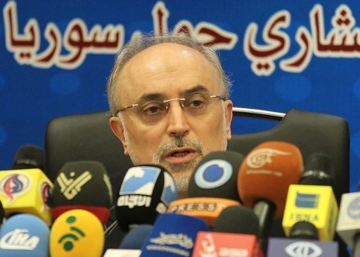 تواصل قصف البلدات السورية وايران تحذر حليفتها من مغبة السلاح الكيماوي