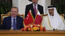 اردوغان يزور قطر في أول وجهة خارجية له منذ تفشي كورونا