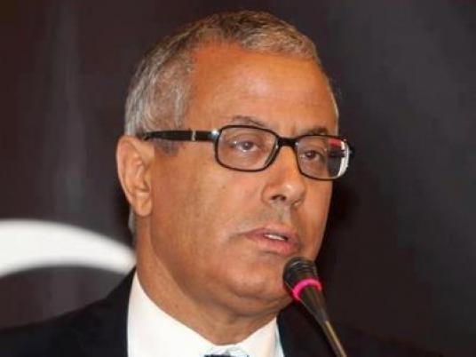 علي زيدان انشق عن القذافي مع المقريف واصبح بعد 32 عاما رئيسا للوزراء  