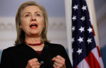 هيلاري كلينتون "تتحمل مسؤولية" تبعات الهجوم على القنصلية الاميركية في بنغازي