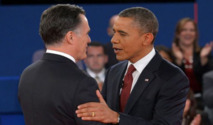 أوباما يسخر من رومني ويرى أنه مصاب بفقدان ذاكرة سياسي