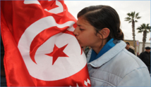 كيف تبدو تونس مهد ثورات العرب بعد عام من حكم الإسلاميين؟