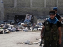العيد غائب والمآسي حاضرة في حلب التي تشهد قتالا عنيفا منذ أشهر
