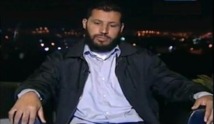 إمام سلفي يعلن "الحرب" على حزب النهضة الحاكم في تونس إمام سلفي يعلن "الحرب" على حزب النهضة الحاكم في تونس