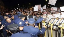 السلطات الكويتية تهدد بتدخل الجيش لمنع مظاهرة في العاصمة