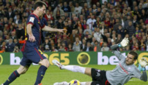 برشلونة ينفرد بصدارة الدوري الأسباني والريال يسحق سرقسطة