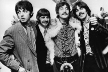 هامبورج تحتفل بمرور 60 عاما على أول حفل ل "بيتلز" في المدينة هامبورج تحتفل بمرور 60 عاما على أول حفل ل "بيتلز" في المدينة