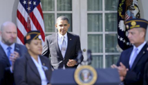 أوباما يشيد في يوم المحاربين بانتهاء عقد من الحرب