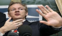 اسانج لازال يتحدى أميركا متعهداً بنشر المزيد من الوثائق الاميركية المسربة