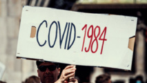 البريطانيون يستعيدون روايةلاورويل في مظاهرات كوفيد 1984