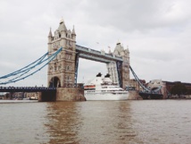 جسر برج لندن بعد 125عام ...معجزة المعمار البريطاني جسر برج لندن بعد 125عام ...معجزة المعمار البريطاني