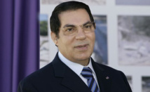 بن علي ينفي ملكيته للمقتنيات المعروضة للبيع في معرض بتونس