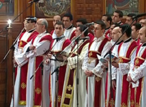 المسيحيون السوريون يصلون للسلام في قداس عيد الميلاد في دمشق