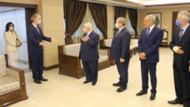 المعلم لبيدرسن : أعمال"الدستورية" يجب أن تتم بإدارة سورية