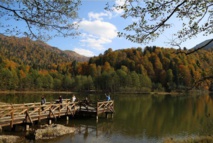 بحيرة "قره كول" التركية.. "الجنة المخفية" بحيرة "قره كول" التركية.. "الجنة المخفية"