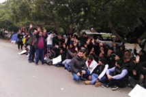 عشرات العائلات السورية تغادر بلدة "بشري" اللبنانية خوفاً من الانتقام عشرات العائلات السورية تغادر بلدة "بشري" اللبنانية خوفاً من الانتقام