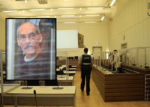 القاعة التي يُحاكم فيها رسلان - زمان الوصل القاعة التي يُحاكم فيها رسلان - زمان الوصل