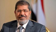 مرسي: لا يمكن أن يكون هناك خلاف بين الرئيس والقوات المسلحة لأنهما طرف واحد مرسي: لا يمكن أن يكون هناك خلاف بين الرئيس والقوات المسلحة لأنهما طرف واحد