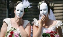 ثلاثة أرباع الألمان يؤيدون المساواة التامة للزواج المثلي مع التقليدي