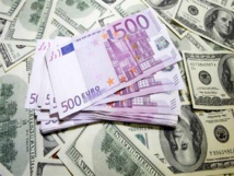   فايننشال تايمز : اوروبا تخطط للتقليل من الاعتماد على الدولار  