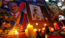 الرئيس الفنزويلي يعلن أنه سيكون من "الصعب جدا" تحنيط جثمان تشافيز