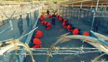 الجيش الاميركي ينفي أي تدنيس القرآن في سجن غوانتانامو سيء الصيت