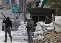 قتيلان و18 جريحا في تبادل لاطلاق النار بين منطقتين سنية وعلوية في شمال لبنان