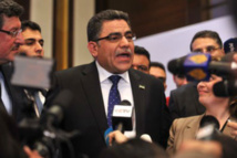   الجامعة قررت منح مقعد سوريا للمعارضة السورية والائتلاف تلقى الدعوة للحضور 