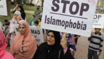 25 منظمة تطالب بمحاكمة حكومة فرنسا لدعمها "الإسلاموفوبيا"
