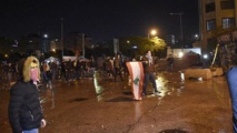 لبنانيون : أزمتنا السياسية والاقتصادية تقودنا نحو المجهول