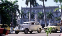 رواج كبير للسيارات الأمريكية التي تعود لأربعينيات القرن الماضي في كوبا