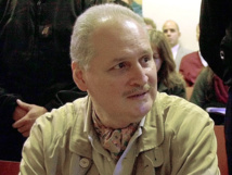 كارلوس يمثل مجددا امام القضاة بتهمة التورط في اربعة اعتداءات في فرنسا كارلوس يمثل مجددا امام القضاة بتهمة التورط في اربعة اعتداءات في فرنسا