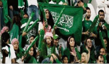 السعودية ستسمح للنساء قريباً بحضور مباريات كرة القدم السعودية ستسمح للنساء قريباً بحضور مباريات كرة القدم