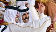 أمير قطر يستعد لتسليم السلطة إلى نجله والاكتفاء بلعب دور فخري